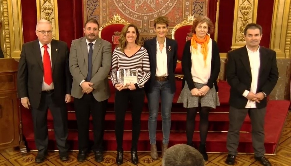 Medalla de Plata para Arantza Meca y Mención de Honor para Miren León. Pamplona 27-11-19